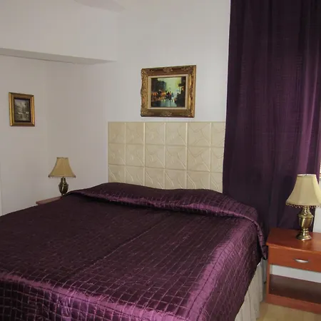 Palme 1 Apartment