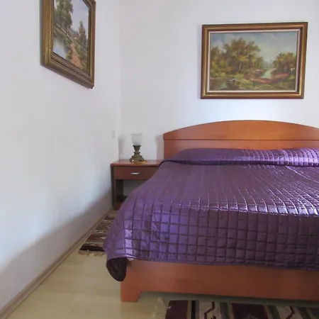 Palme 1 Apartman *