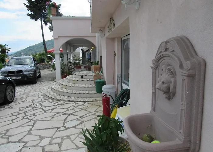 Palme 1 Apartment *