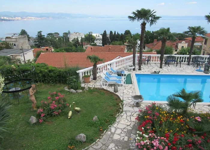 Apartment Palme 1 Opatija