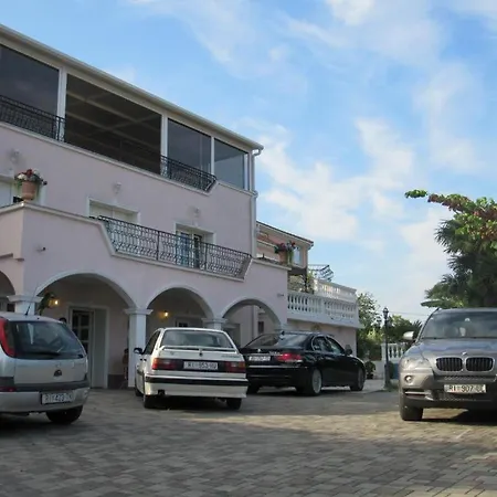 Palme 1 * 奥帕提亚